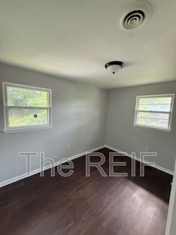 Photo - 742 E Bundy Ave