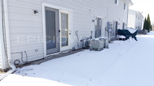 Photo - 1320 Daleview Dr