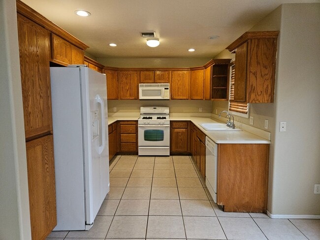 Photo - Pool home on Golf Course!