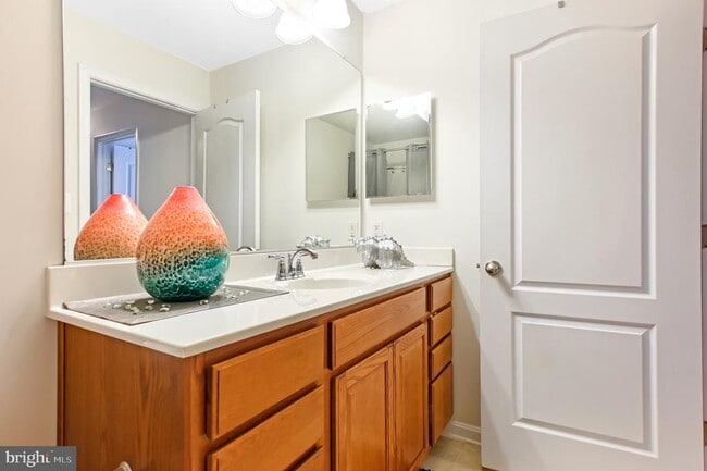 Photo - 7104 Britens Way
