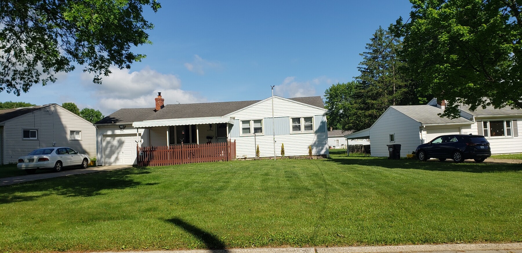 Photo - 460 Meadowbrook Ave House