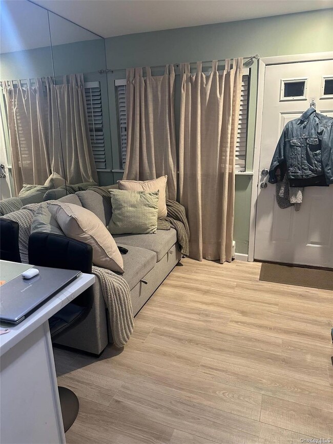 979 Oceanfront Unit 8