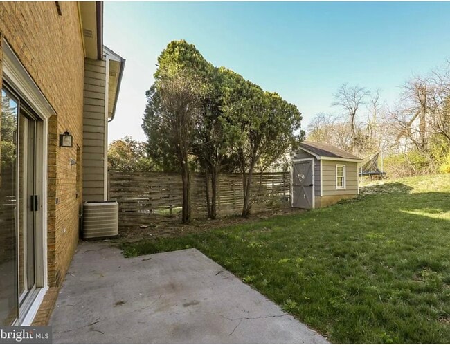 Photo - 2139 Harvest Dr