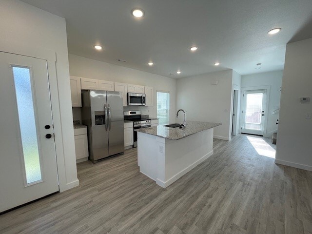 Photo - 841 Massachusetts Ave