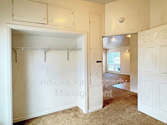 Photo - 4010 SW Western Blvd