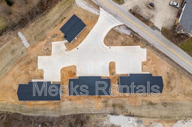 Photo - 23 Cottage Ln