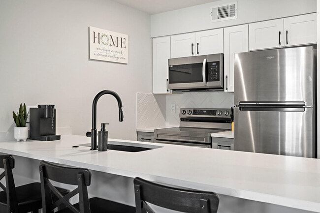 Photo - 1203 Hollow Creek Dr Unit ID1060664P