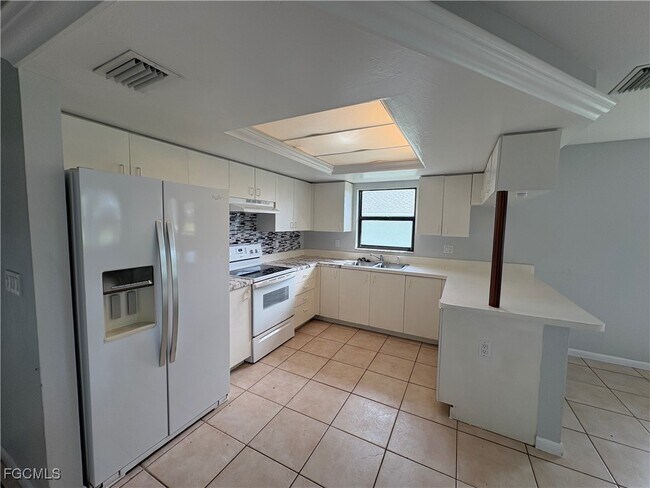 Photo - 3309 SW Santa Barbara Pl