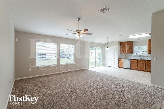 Photo - 2878 Woodstone Dr