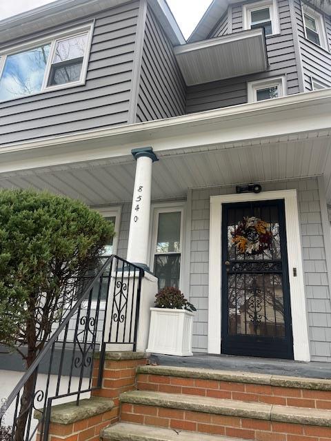 Building Photo - 85-40 111th St Unit 2