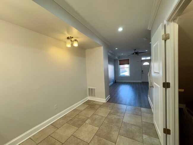 Photo - Beautiful 3Bed/2.5Bath Home in the City
