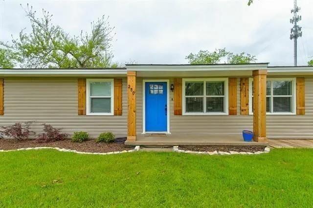 Photo - 230 Davis Ave