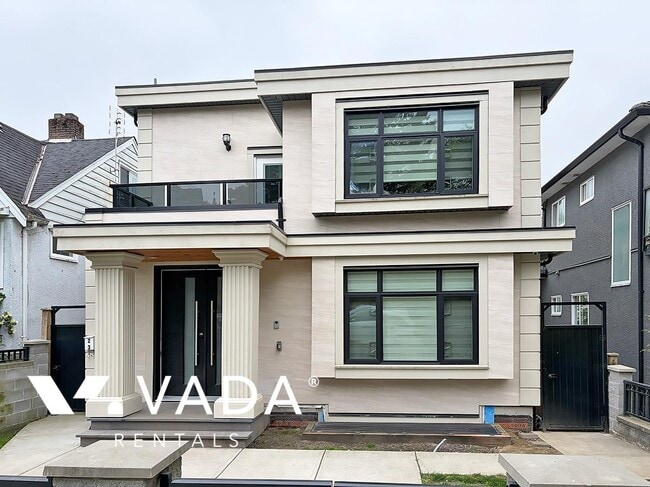 Building Photo - 2 BR Basement Suite Rental 2-4841 Dumfries St Vancouver: VADA Unit 2