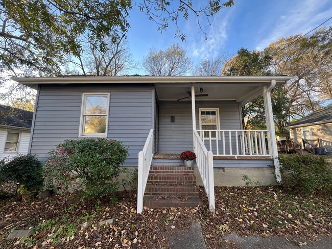 Charming 3BD, 2BA Raleigh Home in the Hear... - Charming 3BD, 2BA Raleigh Home in the Hear...