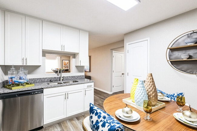 2BR 2BA Newly Renovated Kitchen - Hidden Creek Village Apartments