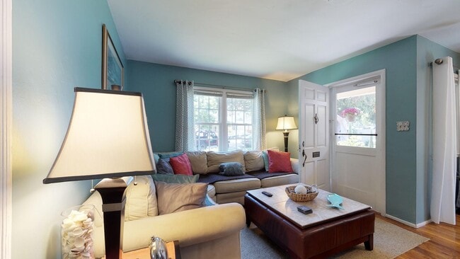 Photo - Spacious 3 Bedroom, 2 Bath Home Available for Long Term Rent in Coronado!