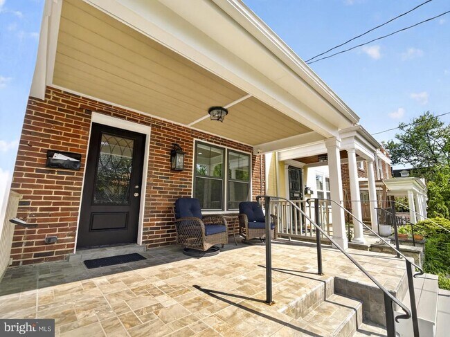 Photo - 4107 4th St NW