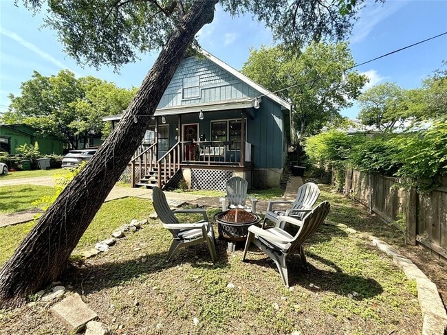 Photo - 1609 W 11th St