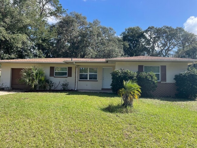 Building Photo - 728 Greenleaf Ave