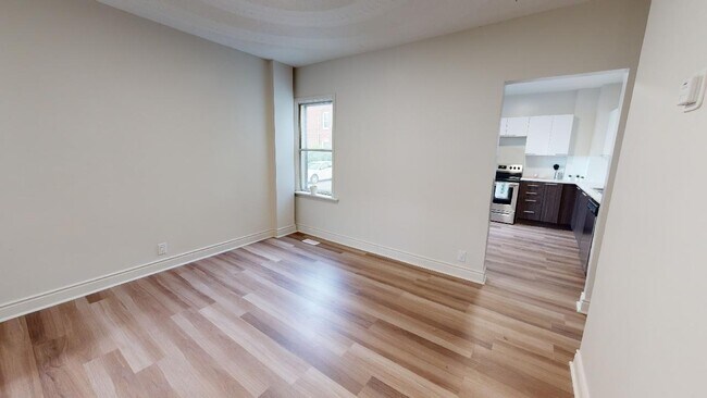 Photo - Gladstone & Bell