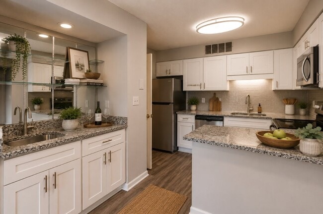 Riverwind Apartment Homes