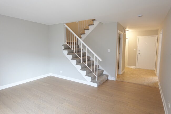 Photo - 1996 Georgetown Ln