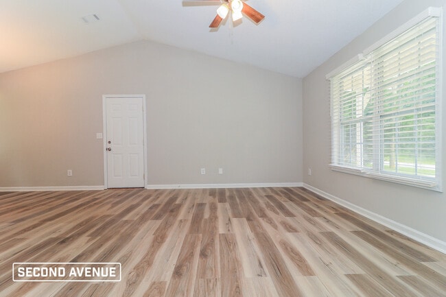 Photo - 905 Woodwind Dr