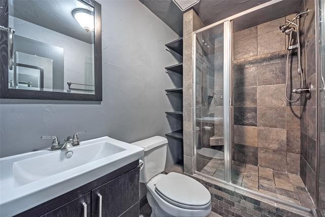 Photo - 215 N Walton St Unit 5