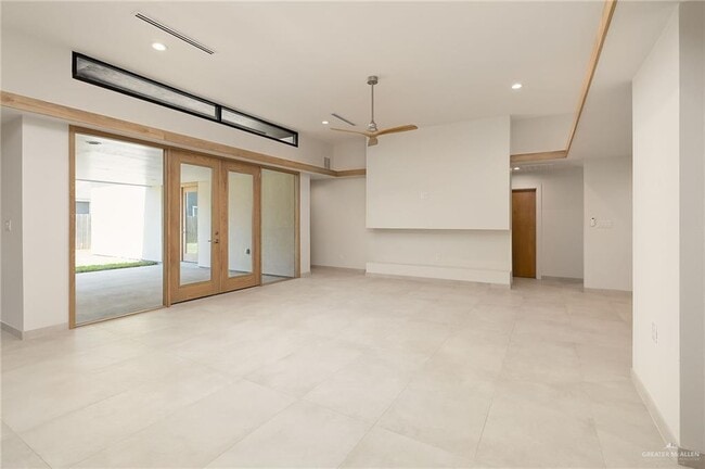 Photo - 24 Zenker Ave