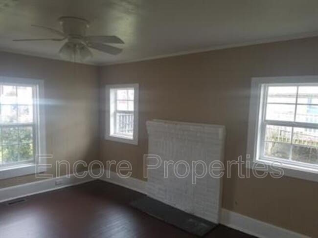 Photo - 1209 N Hyde Park Ave