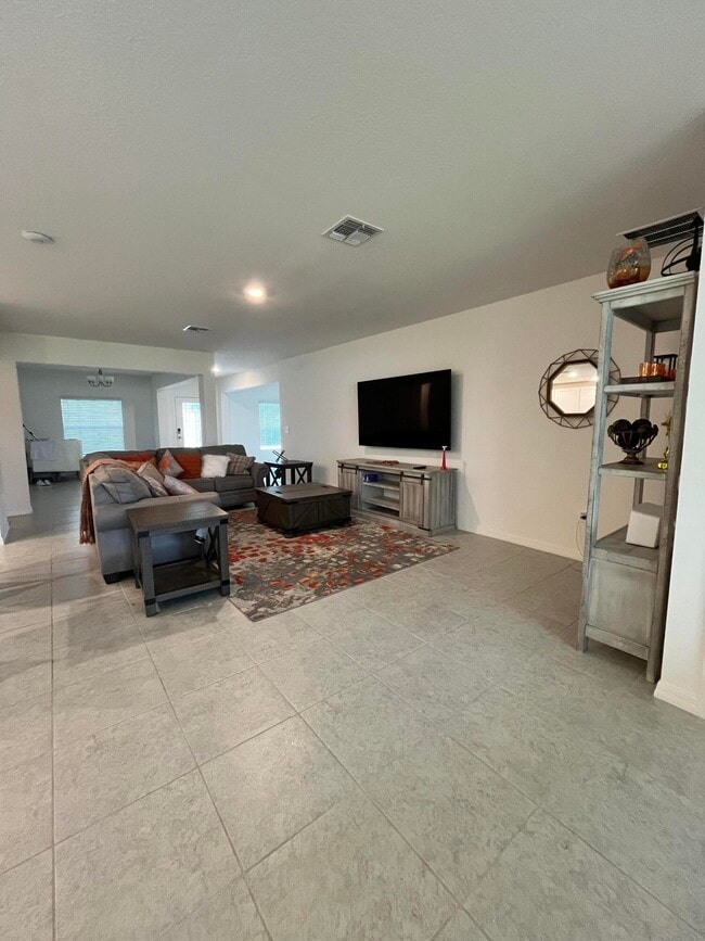 Photo - 1425 SW Vicuna Ln