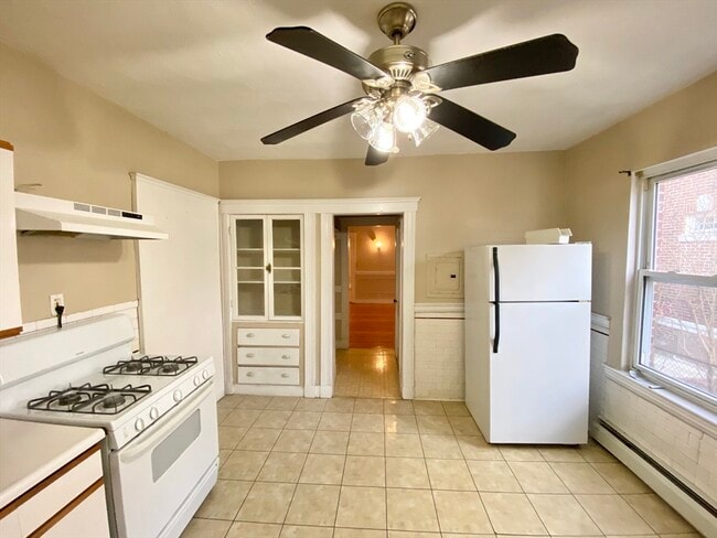 Building Photo - 19 Brookledge St Unit 1 Rental