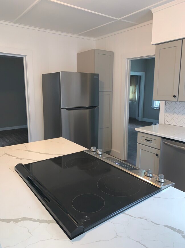 Photo - 47 Sumner St Unit #1