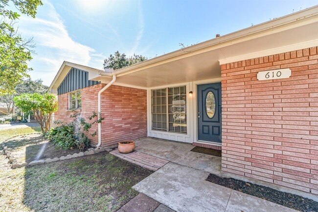 Photo - 610 S Belknap St