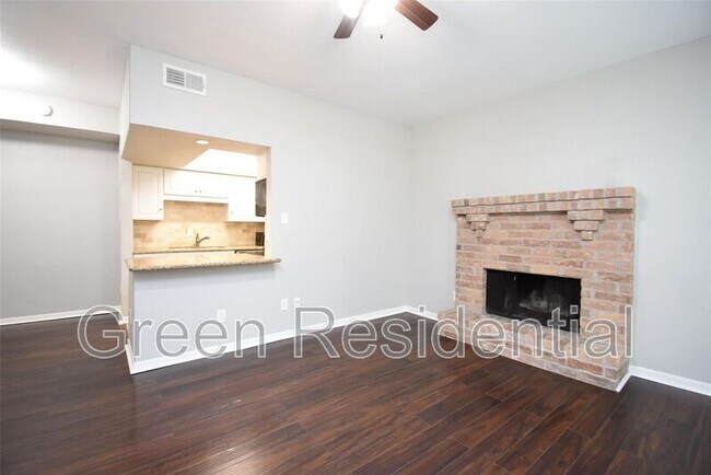 Photo - 2425 Augusta Dr