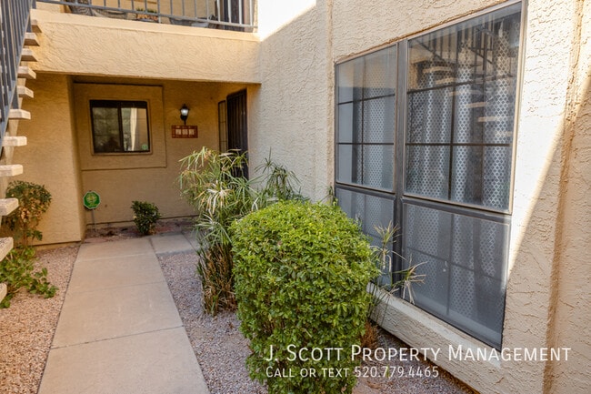 Photo - 8344 N 21st Dr Condo Unit I105