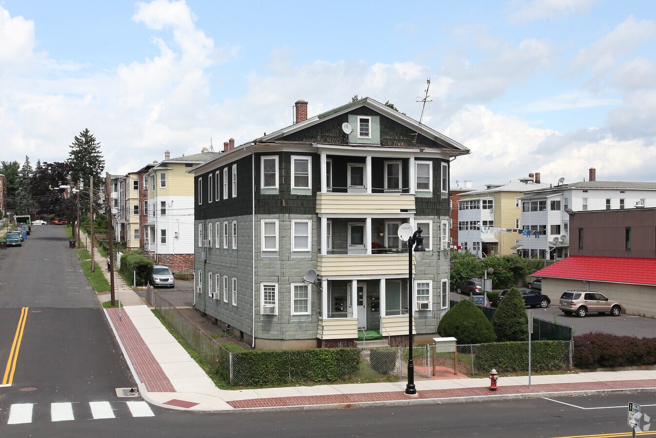 Photo - 133 Broad St