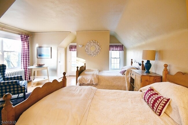 Photo - 15 Euclid Ave Unit 3