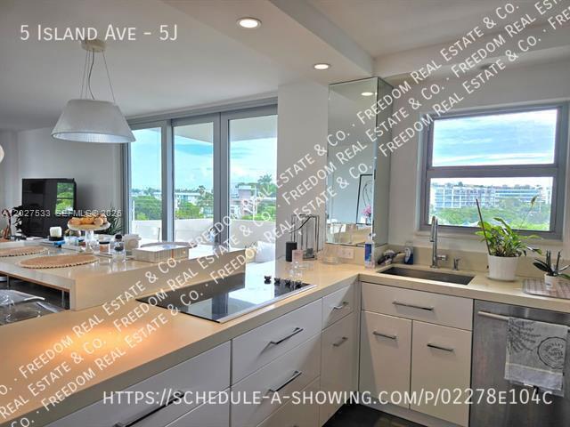 Photo - 5 Island Ave Unidad 5J