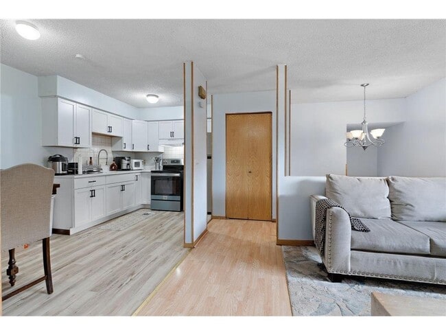4421 Cinnamon Ridge Cir