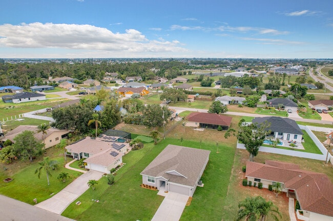 Photo - 736 SW 5th St