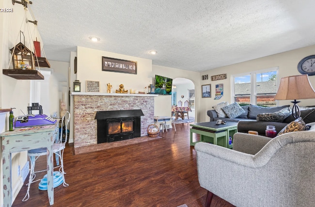 Photo - 1721 Southview Dr