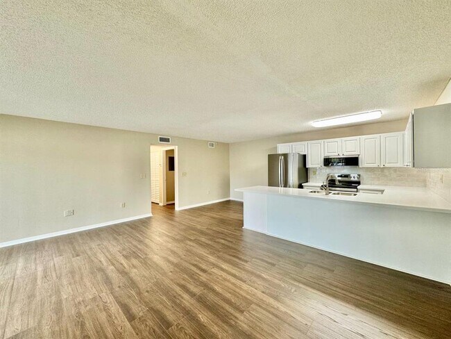 Photo - 3323 Crystal Ct E Unit A