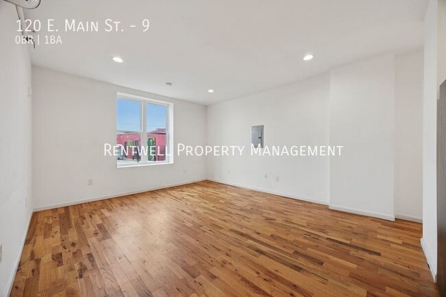 Photo - 120 E Main St Unit 9