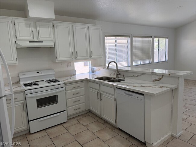 Photo - 5305 W Camino Del Rancho
