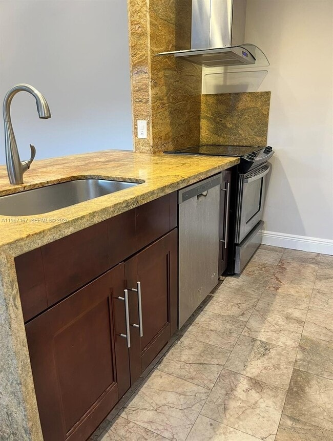 Photo - 1571 NW 98th Way