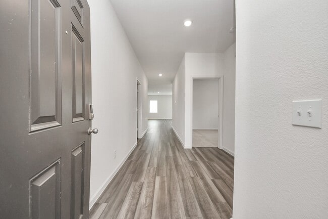Photo - 1812 Corsica Crk Ln