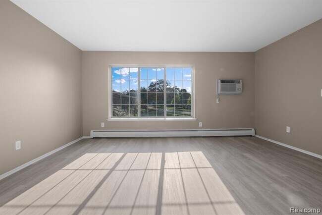 Photo - 436 Romeo Rd Condo Unit 322