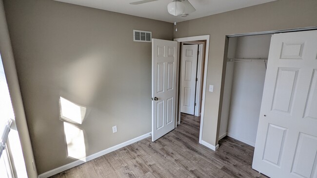 Photo - Northridge I