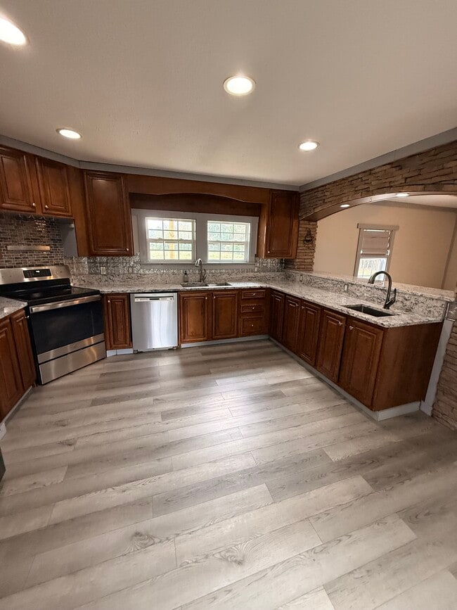 Photo - 11188 E Nickens Rd